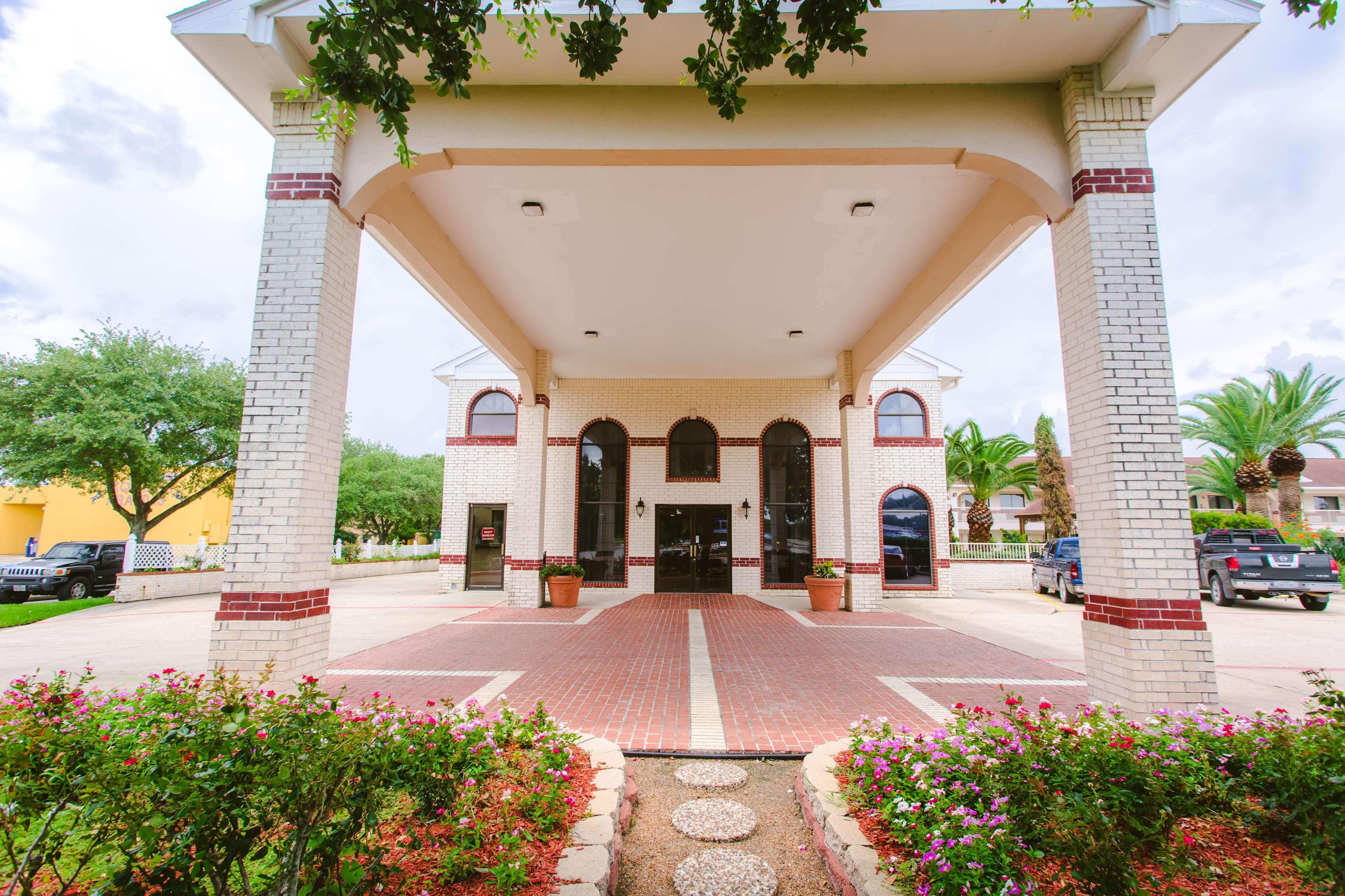 Best Western Pearland Inn Экстерьер фото